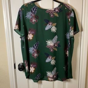 Super cute oversized top